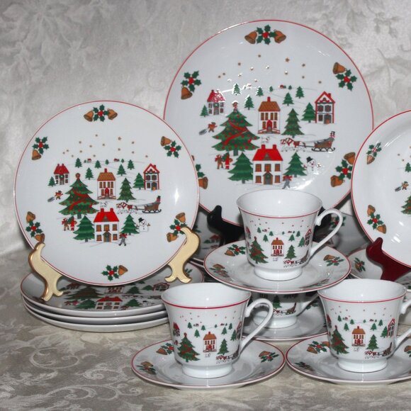 Exquisite Christmas 20 Piece Dinnerware Set | "Christmas Pleasure" Style - Picture 2 of 9
